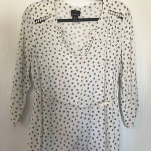 Baby by Motherhood long sleeve Maternity shirt